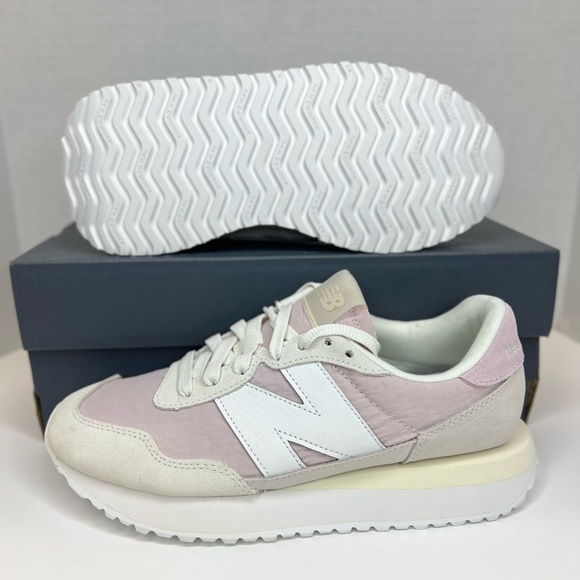 New Balance 237 Women’s Sz 8.5 White/Pink WS237PH New With Box.